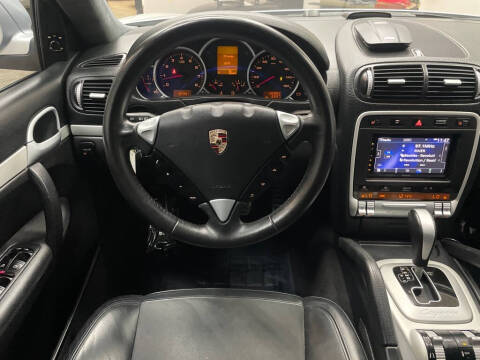 2010 Porsche Cayenne GTS