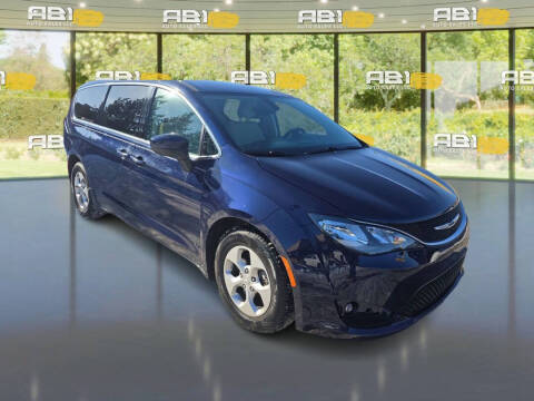2017 Chrysler Pacifica LX