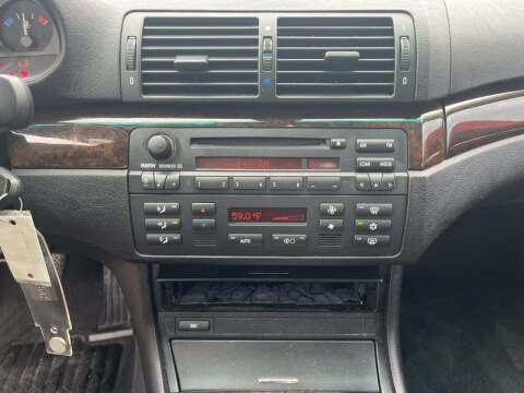 2004 BMW 3 Series 325i
