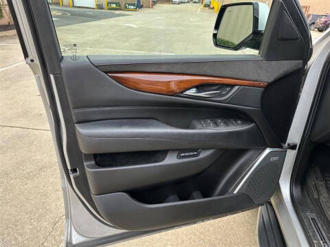 2017 Cadillac Escalade ESV Premium Luxury