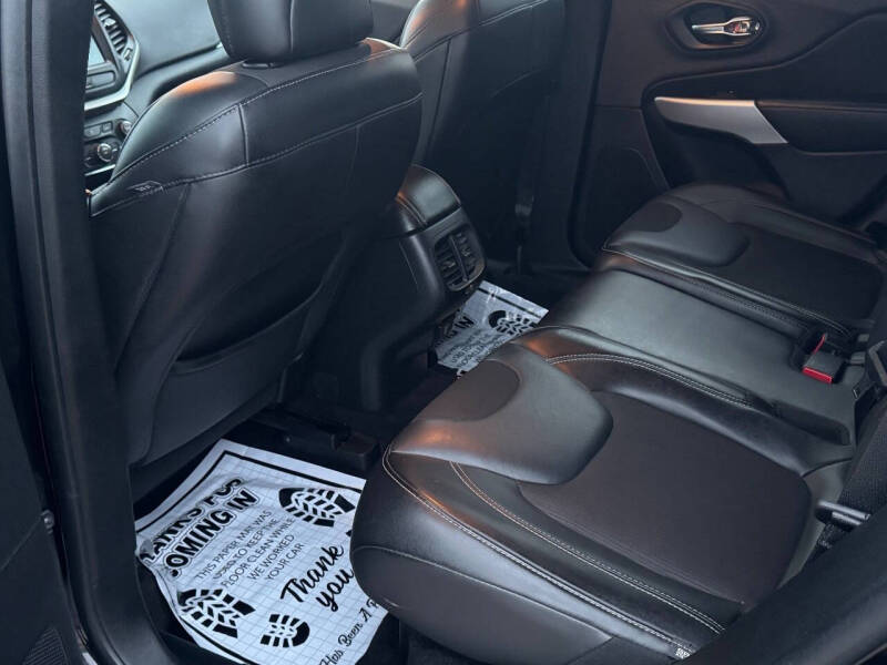 2018 Jeep Cherokee Latitude Plus