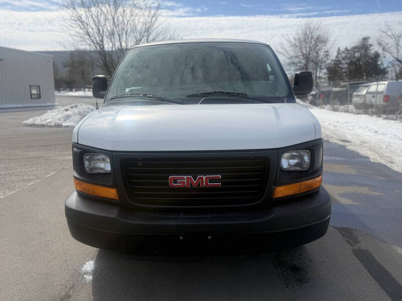 2016 GMC Savana 2500