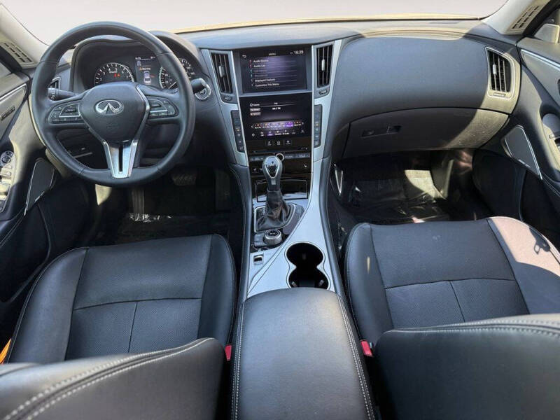 2022 Infiniti Q50 Luxe