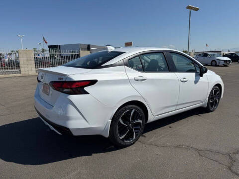 2025 Nissan Versa SR