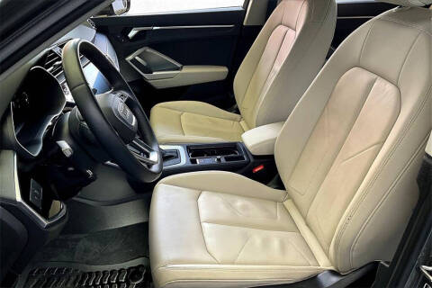 2020 Audi Q3 quattro S line Prem Plus 45 TFSI