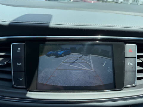 2018 Buick Enclave Essence