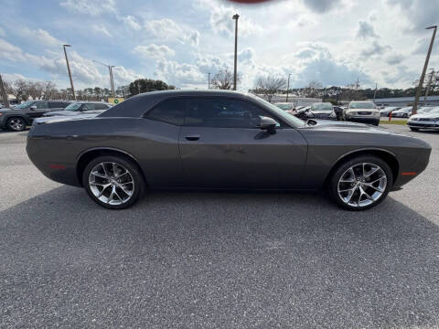 2020 Dodge Challenger SXT