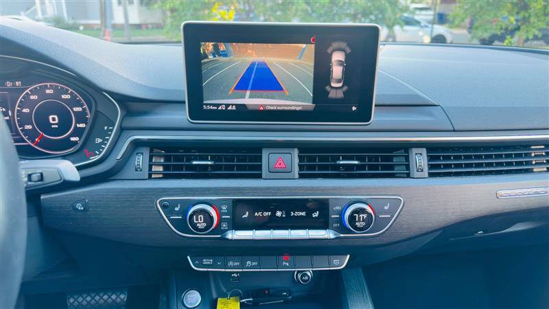 2019 Audi A4 quattro Premium Plus 45 TFSI