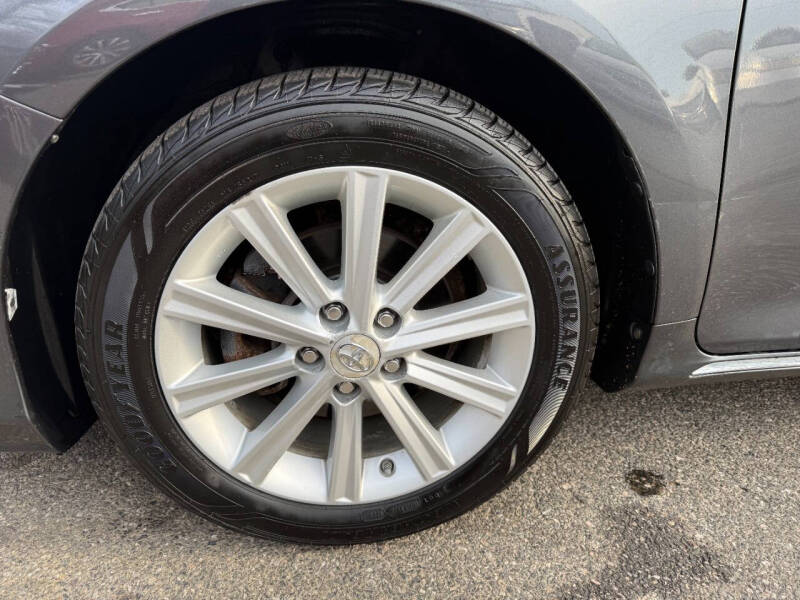 2012 Toyota Camry Hybrid XLE