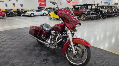 2017 Harley-Davidson FLH