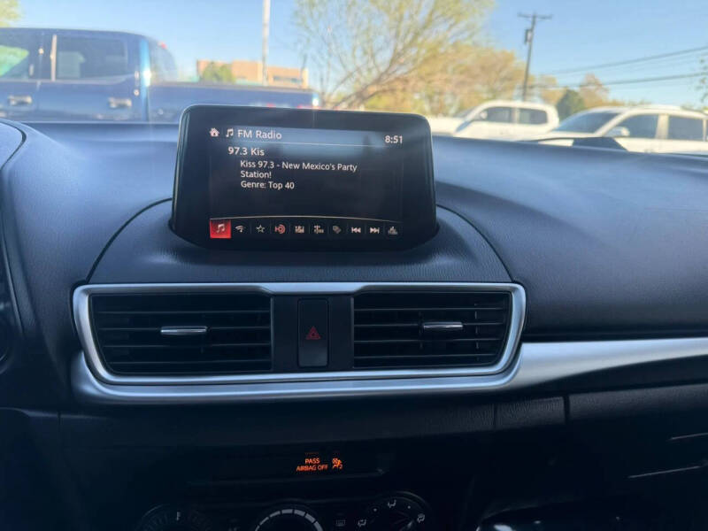 2017 Mazda MAZDA3 Sport