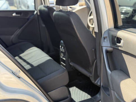 2012 Volkswagen Tiguan S