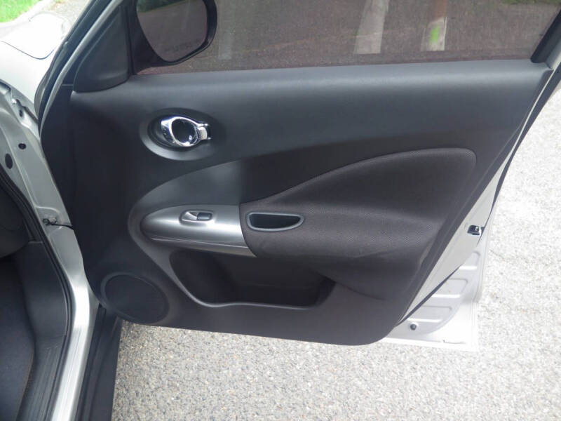 2012 Nissan JUKE SL