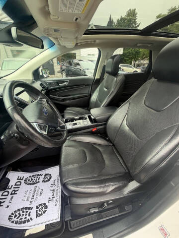 2019 Ford Edge Titanium