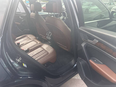 2018 Audi Q5 2.0T quattro Premium Plus