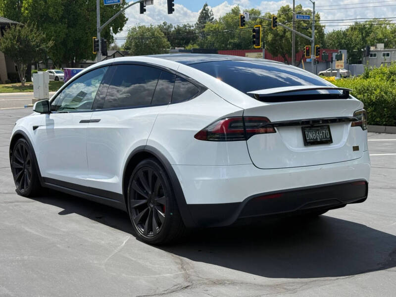 2022 Tesla Model X Plaid