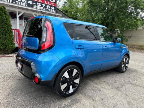 2016 Kia Soul +