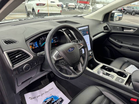 2022 Ford Edge SEL