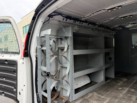 2021 Chevrolet Express 2500