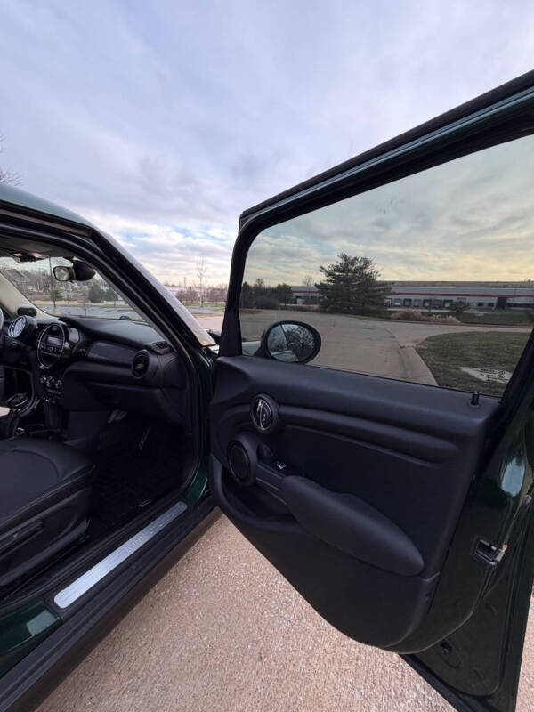 2015 MINI Hardtop 4 Door Cooper