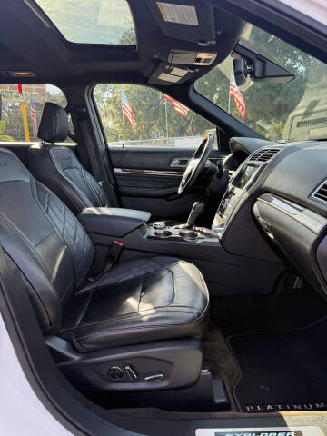 2018 Ford Explorer Platinum