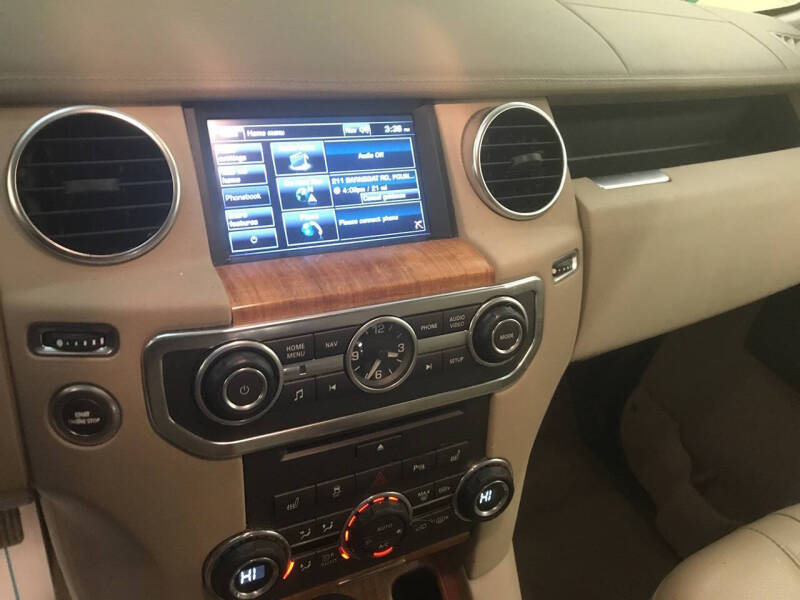 2011 Land Rover LR4