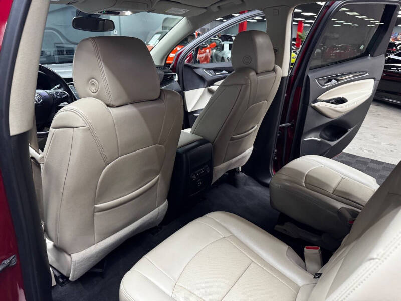 2021 Buick Enclave Essence