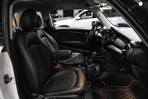 2017 MINI Hardtop 2 Door Cooper
