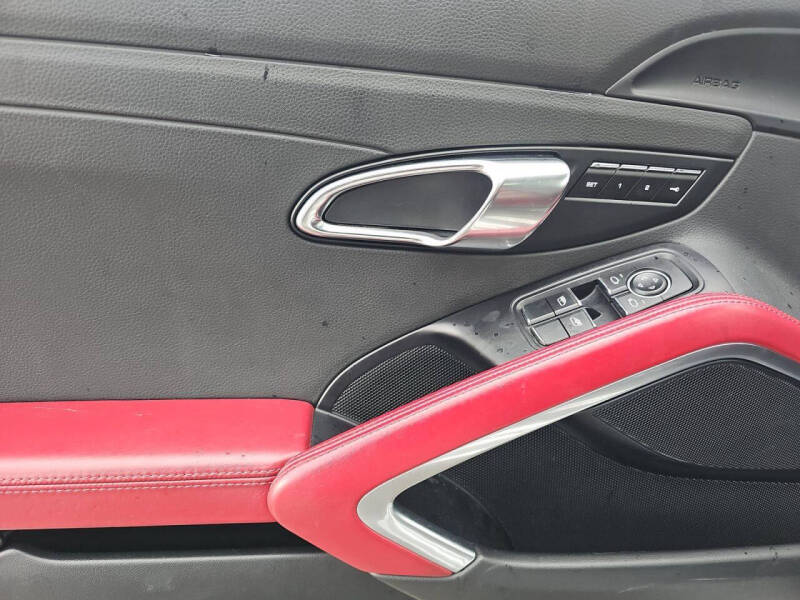 2017 Porsche 718 Boxster S