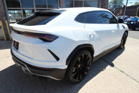 2019 Lamborghini Urus