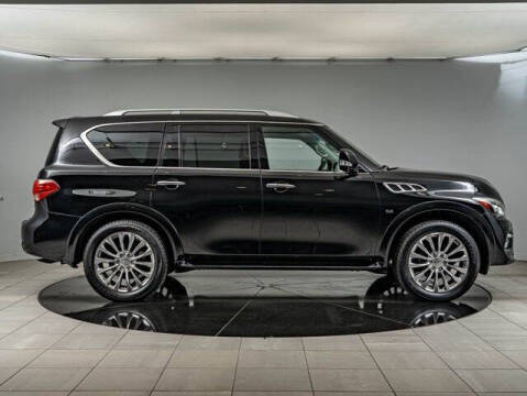 2017 Infiniti QX80