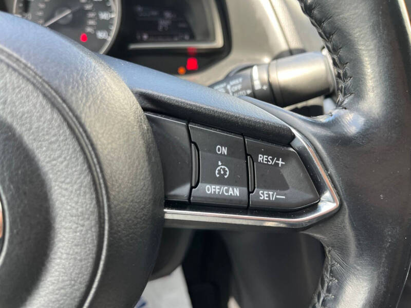2018 Mazda MAZDA3 Touring