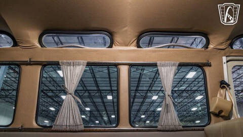 1977 Volkswagen Bus