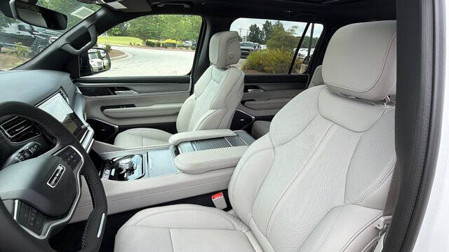 2026 Jeep Grand Wagoneer