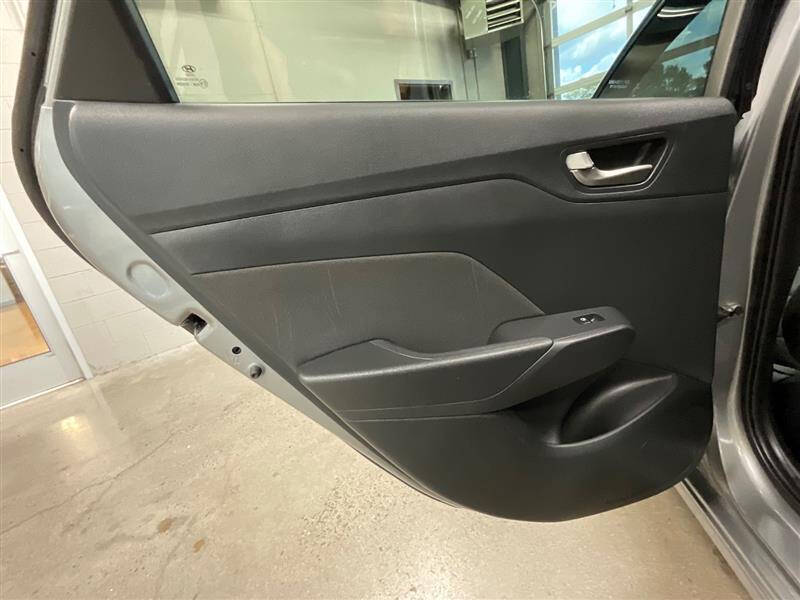 2022 Hyundai Accent SE