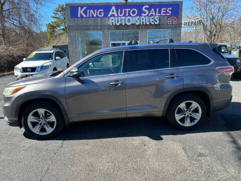 2015 Toyota Highlander for sale at King Auto Sales INC in Medford NY