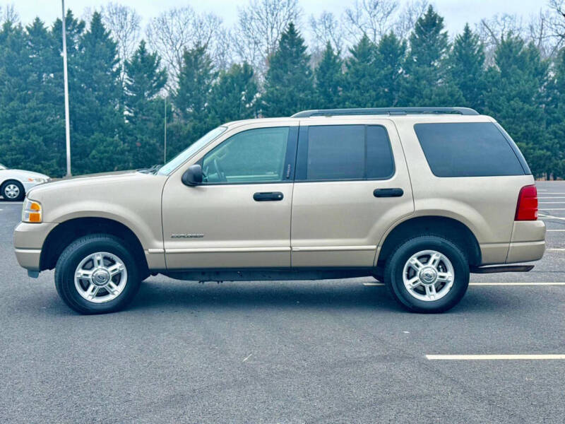 2004 Ford Explorer XLT