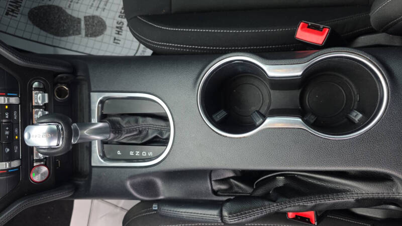 2021 Ford Mustang EcoBoost