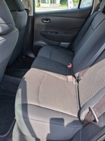 2015 Nissan LEAF S