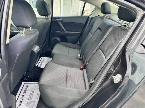 2013 Mazda MAZDA3 i Touring