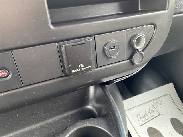2018 GMC Savana 2500