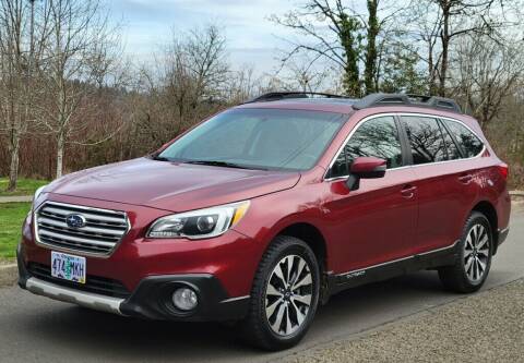 2015 Subaru Outback for sale at CLEAR CHOICE AUTOMOTIVE in Milwaukie OR