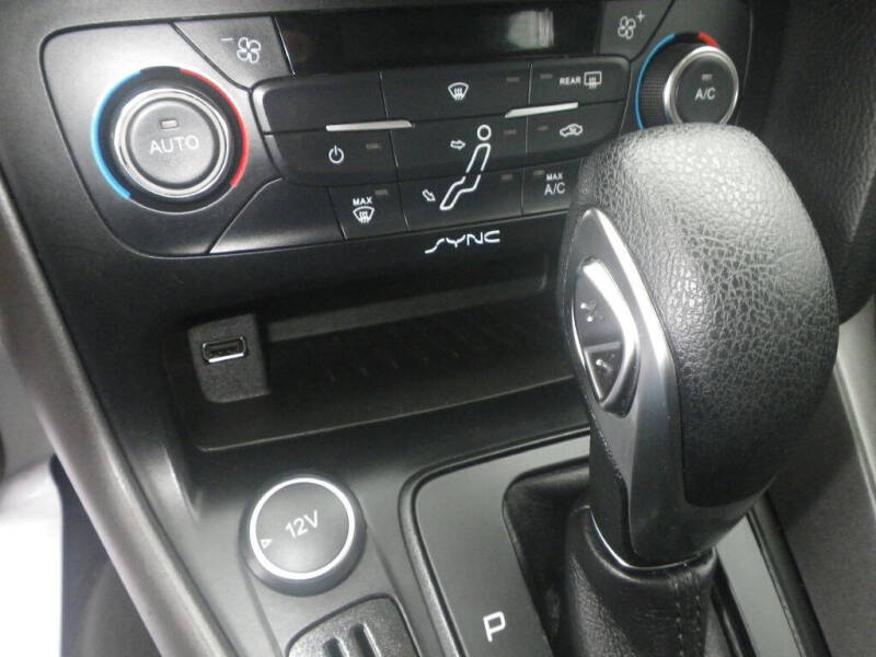 2017 Ford Focus SEL