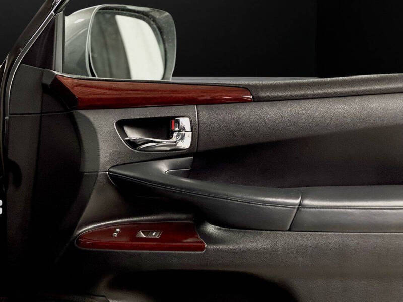 2015 Lexus LX 570