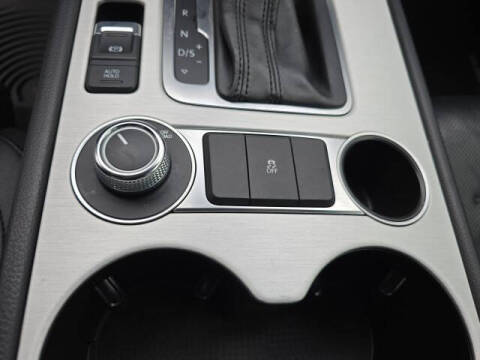 2017 Volkswagen Touareg V6 Wolfsburg