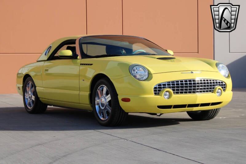 2004 Ford Thunderbird Deluxe