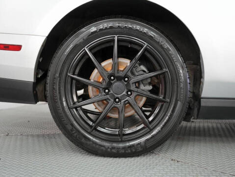 2012 Ford Mustang V6