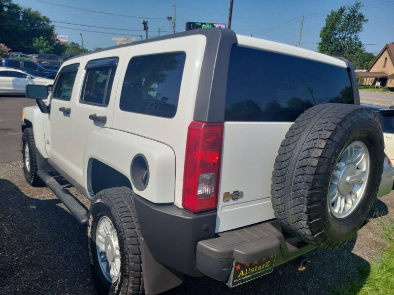 2009 Hummer H3 Base photo 5