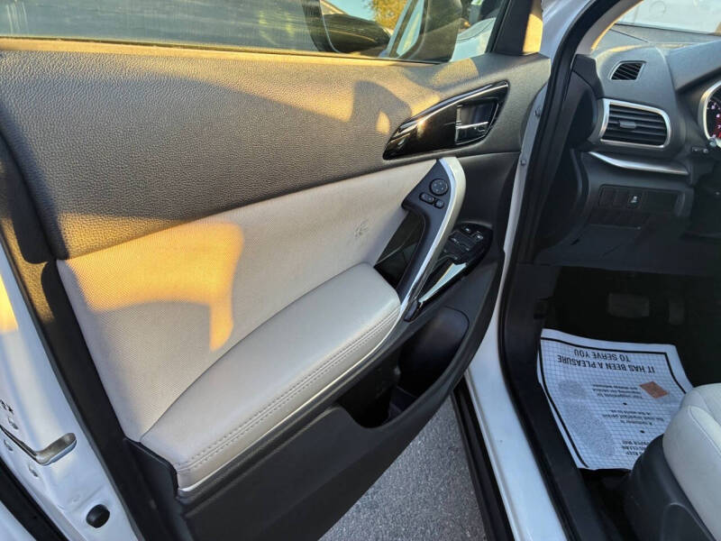 2018 Mitsubishi Eclipse Cross SE