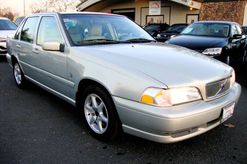 2000 Volvo S70 for sale at DriveTime Plaza in Roseville CA